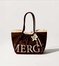 เปิดพรีออเดอร์ Merge Collection ใหม่ กระเป๋าสะพาย📦