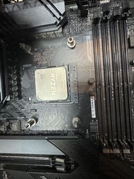 ryzen 9 3900x  32gb ram 16*2  gpu rtx 2080s 8gb hdd4tb