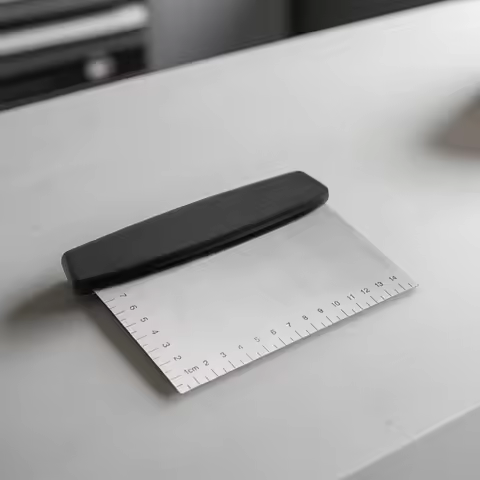 Stainless Steel Scraper & Chopper Kitchen Pastry Metal Dough Cutter Icing Smoother Cake Decorating S