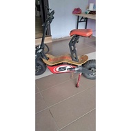 (used)Velocifero Mad 2000W 60V Lithium 20Ah Electric Scooter*Battery already change new BIGmah one c
