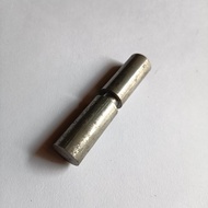 engsel bubut besi As 5/8 in panjang 7cm | engsel cabut pintu besi