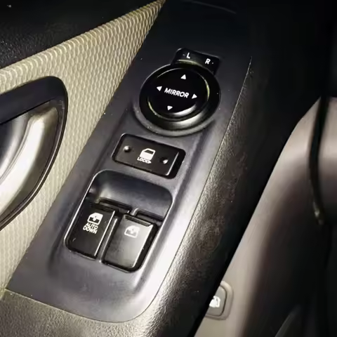 For Hyundai H1 Cargo 2.5 CRDi & Hyundai H-1 Travel 2008 2009 2010 2011 Electric Power Window Master 