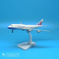 Mô hình máy bay China Airlines
