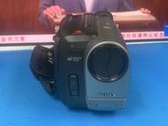 SONY  CCD-TRV-21E VIDEO 8手提攝錄機。