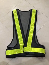 X-Box，Reflective Vest เสื้อจราจร  เสื้อกั๊กจราจร  เสื้อกั๊กสะท้อนแสง  เสื้อกั๊กสะท้อนแสงความปลอดภัยเสื้อกั๊กสะท้อนแสงเห็นได้ชัด Traffic Construction ชุดปั่นจักรยาน safety vest