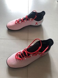 Adidas football boot 膠粒