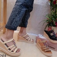 Tokobalnan Sandal Wedges Wanita Import 201 Ubas