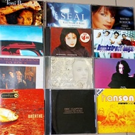 CD SGLs Britney BRYAN BSB Eric Clapton HANSON Michael Jackson TONI SEAL U2 Hit Singles REMIXES EXTRA