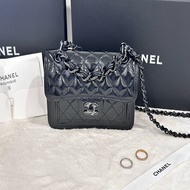 Chanel 23k so black 郵差包