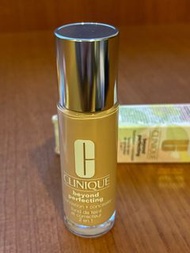 全新 CLINIQUE BEYOND 12H完美偽妝粉底液 粉底和遮瑕膏 2 合1 （色號如圖）