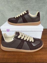 紫鑽🌟誠信商家🌟💜全新Maison Margiela Replica 深棕 麂皮皮革 德訓鞋