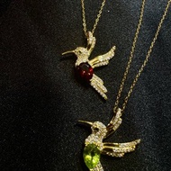 自由。 小蜂鳥 項鍊 天然寶石 紅石榴 橄欖石 項鍊