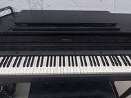Roland digital piano hp704 wooden keys with bench