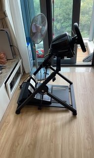 ARTcockpit X型支架 + Thrustmaster T300 RS 賽車方向盤，包送貨