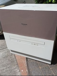 Panasonic 洗碗機 接水喉 座枱型 4位噴水 可放6人餐具 有軟水系統 乾淨 唔塞喉 唔易壞 好用 熱水洗 熱風乾 適合每天多次洗碗     免費普通安裝入水