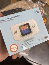 全新 all new in pack Wireless LTE Modem Router 4G 可插SIM卡用 wi-fi router，可配合 SOSIM 使用，適合村屋，無光纖地區 wifi sh