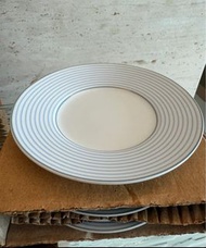Brand New Multiple Choice by Topchoice Blue & White Plate x 4 全新藍白色碟四隻