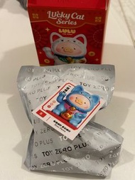 Lulu 豬 招財貓 盲盒 藍色