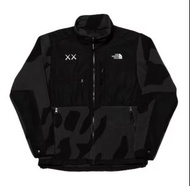 KAWS x The North Face Retro 1995 Denali Jacket  黑色M