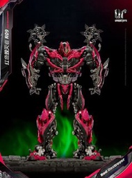 Unique Toys UT R-09 Red Destroyer 红色毁灭者