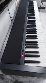 Korg B2 數位鋼琴  包$120 gogovan 10天內有壞全退錢