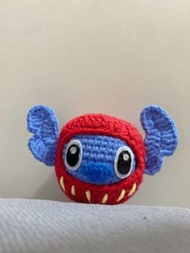 (可自訂顏色和款式)史迪仔達摩鈎織公仔或鎖匙扣❤️全人手編織❤️ 迪士尼史迪奇達摩 鈎針❤️ Stitch手工手勾鎖匙扣❤ 星際寶貝史迪仔鉤織❤️ 626號實驗品針織❤️ 肯尼/無尾熊變體/瘋狂的刺蝟