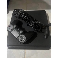 PS4 Slim 1TB + Full Game