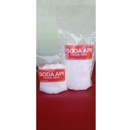 Soda Api NaOH Flakes Caustic Soda Murni 98% - 99% Bubuk Terjamin dan Terbaik | SFC Soda Api Bubuk An