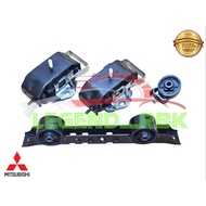 (4PCS) MITSUBISHI PAJERO V46 4M40 ENGINE MOUNTING SET (PREMIUM QUALITY)