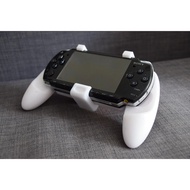 Grip cầm tay cho Sony PSP 2000 3000 (Slim) dạng công thái học in 3d chất lượng cao - Playtek p68