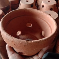pot anggrek diameter 20cm/pot tanah liat