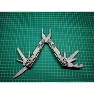 9 in 1 EDC Tools With Protection