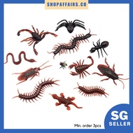 [SG Clearance] Fake Insect Prank Toys Small Bugs Figures Model Fool's Day Fly Halloween Imitation Scorpion Centipede