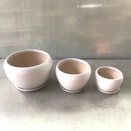Ceramic Pot (white) / Pot Seramik Putih