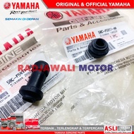 REAR BRAKE CALIPER RUBBER BOOT MX NEW, VIXION ORIGINAL YAMAHA 50C-F5917-00+50C-F5937-00