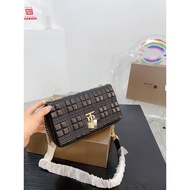 Ready Straw _ Lola Lola Bag Quilted Lambskin Metal Chain Camera Bag Clutch One Shoulder Crossbody