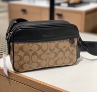 COACH กระเป๋าสะพายชาย GRAHAM CROSSBODY IN SIGNATURE CANVAS C4149