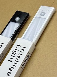 ✴️ 全新 超薄 三色溫 可調控 光暗 燈光 LED 感應燈 Sensor Lamp Cabinet Light 白光 暖光 自然光 廚櫃 櫥櫃燈 組合櫃 展示櫃 Billy櫃 書櫃 玩具模型 fig