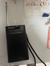 Sony 手提收音機