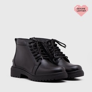 Adorable Projects - Butterpop Boots Black