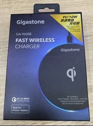 Gigastone 急速無線充電盤