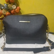 MCLANEE ALMA SLING BAG