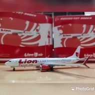 Lion Air Boeing 737-900er PK-LSV Wings 1:400JC