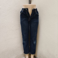 LADIES BLUE JEANS CODE : 10