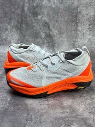 💥現貨💥 戶外機能天花板 專業級防滑緩震越野跑鞋 Nike ACG Zegama Trail | 灰橙撞色 | 透氣防潑水鞋面 | ZOOMX超臨界緩震 | VIBRAM專業越野大底|