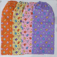 ผ้าถุงแบบยางยืดเด็ก สีสด  (ลายกระต่ายน้อยบนดวงจันทร์) เอวยางยืด เหมาะสำหรับเด็กอายุ 6-10 ขวบ
