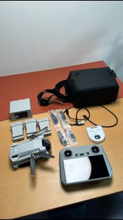 DJI Mini 3 Pro 帶屏暢飛套裝 幾乎全新 連3電池+