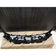 TOYOTA HARRIER FRONT GRILLE UPPER BUMPER