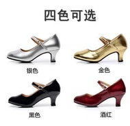 Square dance shoes， ladies silver modern dance shoes， Latin dance shoes dance shoes， ballroom dance