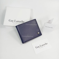 Guy Laroche กระเป๋าสตางค์ผู้ชายพับสั้น สีกรมท่า หนังนิ่ม หนังลาย โลโก้เงินรมดำ ของแท้100%